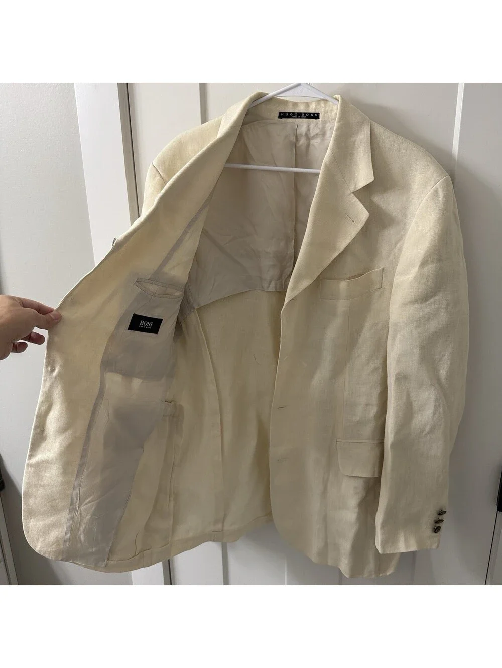 Vintage Hugo Boss Linen Blazer 40R Made Italy Cream Banco Peru Crest Buttons